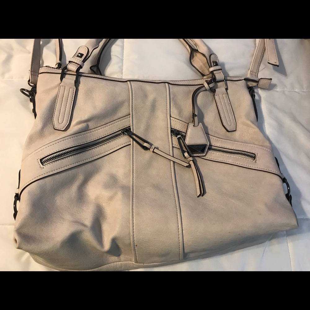 Jessica Simpson bag